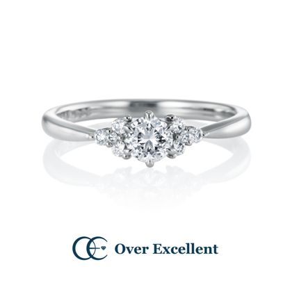 【Over Excellent(オーバーエクセレント)】【Viola　ビオラ　～私を思って～】　小さく可憐ながらも凛とした美しさを持つビオラの花。その愛らしさを表現したエレガントなリングです。