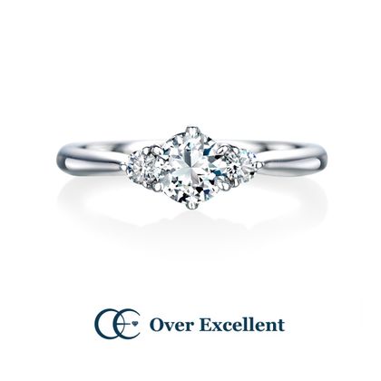 【Over Excellent(オーバーエクセレント)】【Lisianthus bellflower トルコキキョウ-希望-】きゅっと絞られたアームが輝くセンターストーン引き立て、華やかで優美な存在感。