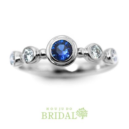 【宝寿堂(ほうじゅどう)】【宝寿堂】海よりも深く青いサファイアが神秘的なエンゲージリング《HD02549SA》