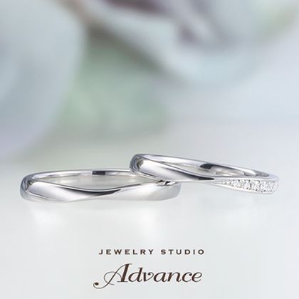 【JEWELRY STUDIO Advance(ジュエリースタジオアドバンス)】【Advance】Chouette(シュエット)『華奢なデザインで大人花嫁に』