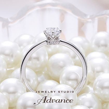 【JEWELRY STUDIO Advance(ジュエリースタジオアドバンス)】【Advance】Brightness(ブライトネス)『おしゃれな横顔に注目』