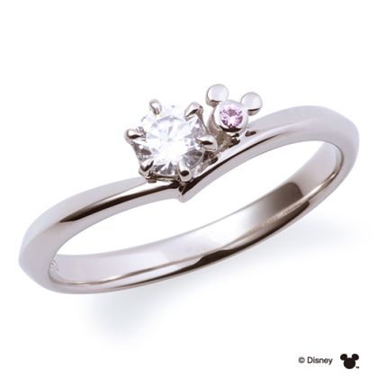 【LOVEST(ラヴェスト)】V字