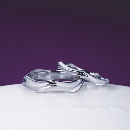 【LOVEST(ラヴェスト)】鯨(くじら)