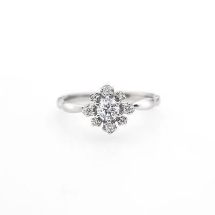 【LOVEST(ラヴェスト)】FETE　[フェット]