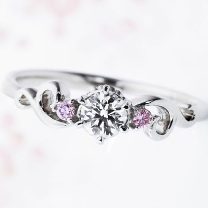 【LOVEST(ラヴェスト)】アントレッセ [UNE TRESSE]