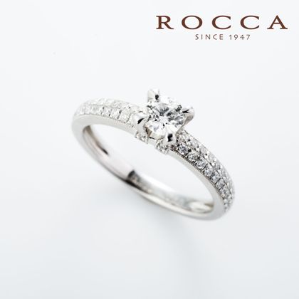 【ROCCA(ロッカ)】【ROCCA】スタイリッシュにかっこよく！パヴェのエンゲージリング R57