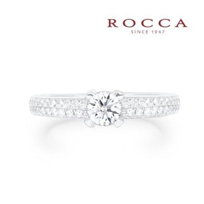 【ROCCA(ロッカ)】【ROCCA】スタイリッシュにかっこよく！パヴェのエンゲージリング R57