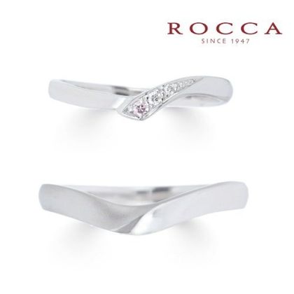 【ROCCA(ロッカ)】【ROCCA】さりげないピンクダイヤが可愛い！シンプルで仕事中も着けやすいマリッジリング HO-6D/6L