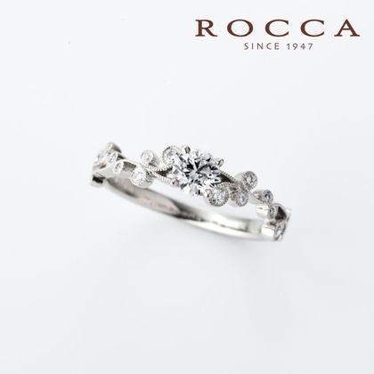 【ROCCA(ロッカ)】【ROCCA】アンティークのデザインが繊細！重ね付けにもぴったりのエンゲージリング R55