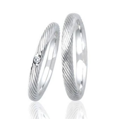 【BROOCH(ブローチ)】【オートクチュール作品】麻糸モチーフのウェディングリング