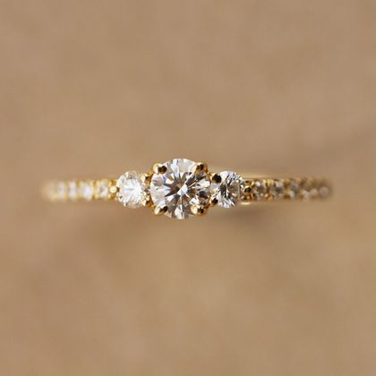 【BROOCH(ブローチ)】COMET（コメット）