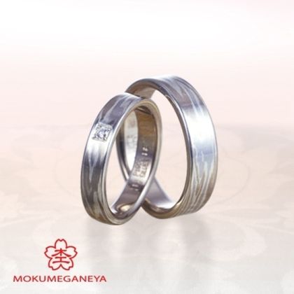 【BROOCH(ブローチ)】【杢目金屋】白色の＜木目金＞が上品な表情を生む結婚指輪