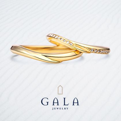 【GALA JEWELRY(ガラジュエリー)】【GALA】V字ニュアンスが指なじみ◎輝くゴールドとダイヤの相乗効果も楽しんで♪