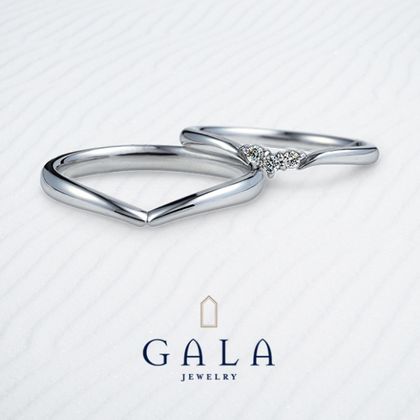 【GALA JEWELRY(ガラジュエリー)】【GALA】ハートのようにセッティングされたダイヤがキュートなデザイン♪