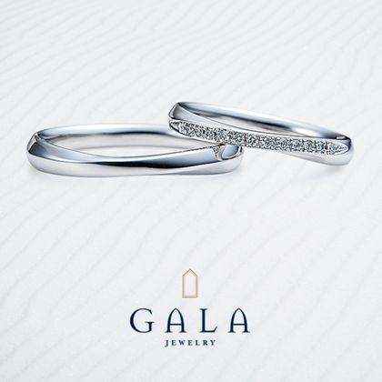 【GALA JEWELRY(ガラジュエリー)】【GALA】緩やかに流れるようなメレダイヤが美しい♪