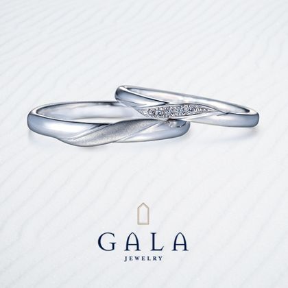 【GALA JEWELRY(ガラジュエリー)】【GALA】ぷっくりと立体的なラインがおそろいでペア感ばっちりなマリッジリング☆