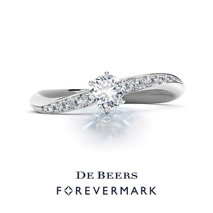 【VANillA(ヴァニラ)】【 Forevermark Bridal Collection 】 ミルキーウェイ リング