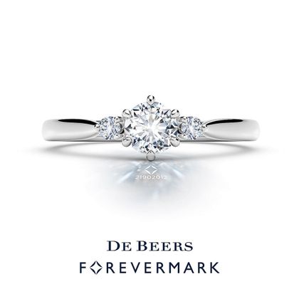 【VANillA(ヴァニラ)】【 Forevermark Bridal Collection 】 ペガサス リング