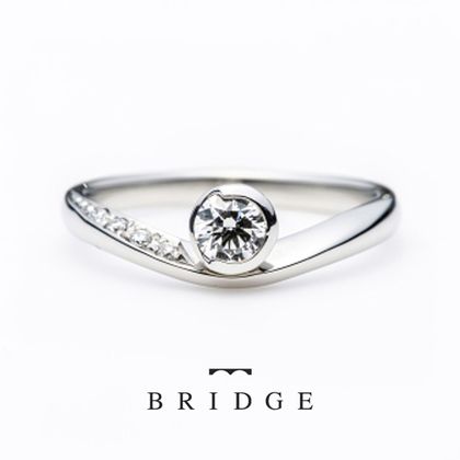 【VANillA(ヴァニラ)】【 New MOON 】 月の導き