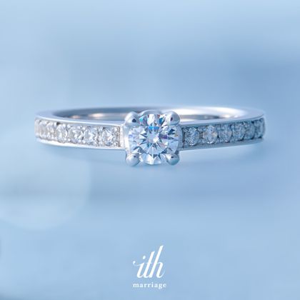 【ith(イズ)】【平打ちフォルムの重厚感】コロネット / Coronet