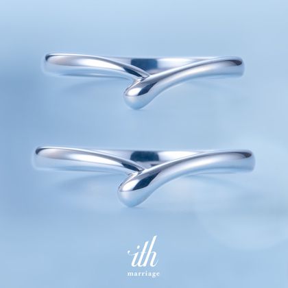 【ith(イズ)】【指に寄り添うナチュラルな曲線美】アイビー / Ivy