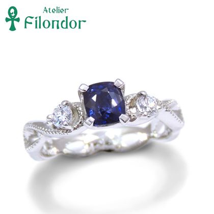 【アトリエフィロンドール】【アトリエ・フィロンドール】HISTOIRE 透かし模様とミル打ちリングにブルーサファイアが輝くエンゲージリング Agathe -アガート-