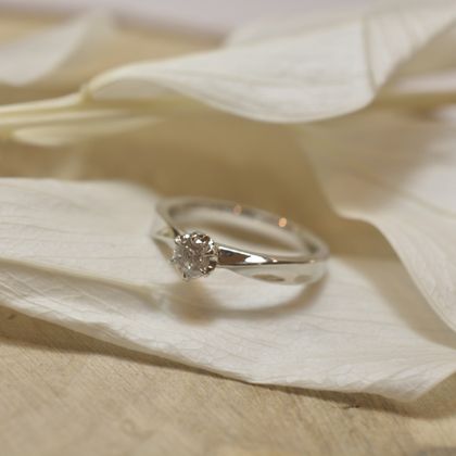 【Smith(工房スミス)】【隠れ家工房でつくる】メビウスイメージのエンゲージリング