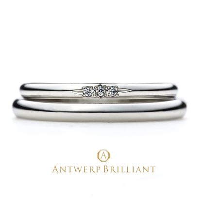【BRIDGE ANTWERP BRILLIANT GALLERY(ブリッジ・アントワープ・ブリリアント・ギャラリー)】”Asterism” Three Stone Wedding Band Ring ”アステリズム” ウエディングバンドリング