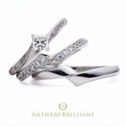 【BRIDGE ANTWERP BRILLIANT GALLERY(ブリッジ・アントワープ・ブリリアント・ギャラリー)】”Lightning” Side wave line Diamond Ring　(set)