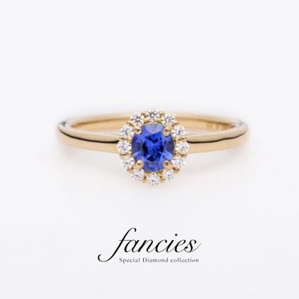 【BRIDGE ANTWERP BRILLIANT GALLERY(ブリッジ・アントワープ・ブリリアント・ギャラリー)】Loyal Blue Sapphire Diamond Halo Ring