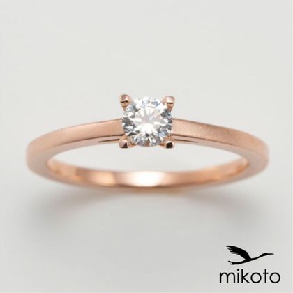 【鶴(mikoto)】【18EN-004a】マット加工を施した4本爪の婚約指輪