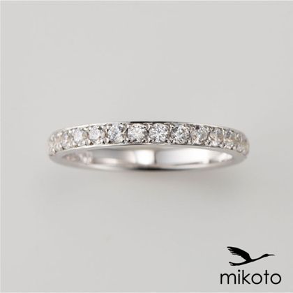 【鶴(mikoto)】【18MA-005c】普段使いしやすいハーフエタニティタイプの婚約指輪