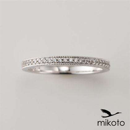 【鶴(mikoto)】【18MA-003c】繊細なミルグレインをあしらったエタニティタイプの婚約指輪