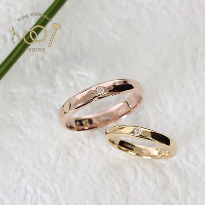 【ついぶ工房】【二人の想いが詰まった手作り結婚指輪】K18イエローゴールド/K18ピンクゴールド・甲丸槌目型・鏡面仕上げ