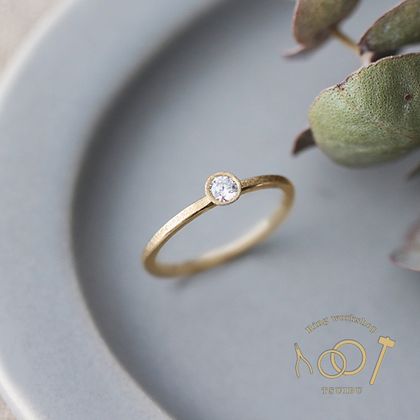 【ついぶ工房】【定額制の手作り婚約指輪】グレインダイヤコース　～毎日身に着けられる婚約指輪～