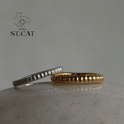 【atelier ST, CAT(アトリエ エスティーキャット)】貝殻のテクスチャーを手作業で再現【オーダー結婚指輪】シェル加工リング