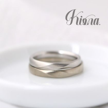 【atelier Kiona(アトリエキオナ)】【オーダーメイド】重ねると浮かび上がる二人だけの秘密のデザイン