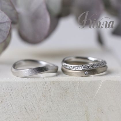 【atelier Kiona(アトリエキオナ)】【オーダーメイド】ハーフエタニティーの重ね付け♪ なるべくたくさん身に付けたいという女性の気持ちを叶えるデザイン。