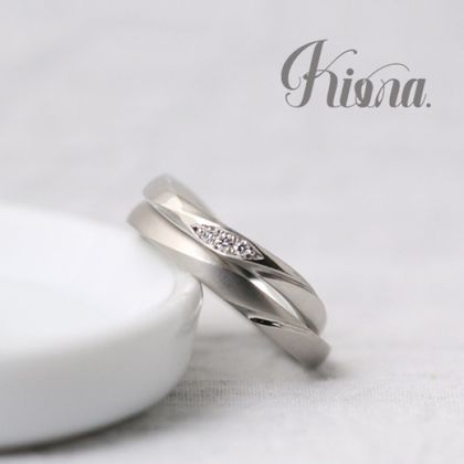 【atelier Kiona(アトリエキオナ)】【オーダーメイド】ウェーブとストレートで形が違ってもお揃いのデザインで統一感を
