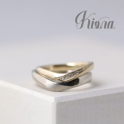 【atelier Kiona(アトリエキオナ)】【オーダーメイド】指長効果ありのUライン♪内側には趣味のバイクを刻印！