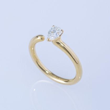 【ENEY(エネイ)】ONE K18YG 0.5CT PEAR RING