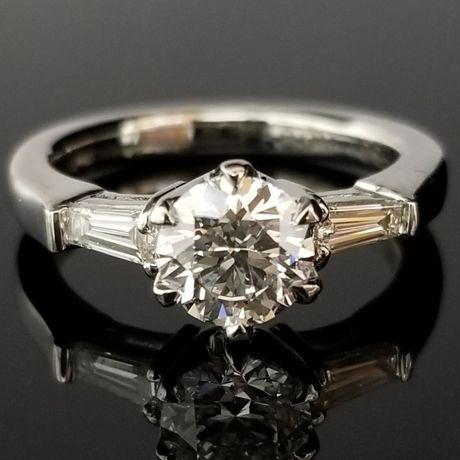 seed】シード [婚約指輪] ENUOVE(イノーヴェ) | Ringraph(リングラフ)