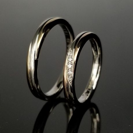 【TANZO.(鍛造指輪)】鍛造職人が美しいく仕上げたコンビデザインの結婚指輪