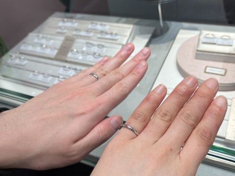 【アイプリモ(I-PRIMO)の口コミ】 シンプルなデザインの指輪で、リングがとても輝いて見えたので良かった。…