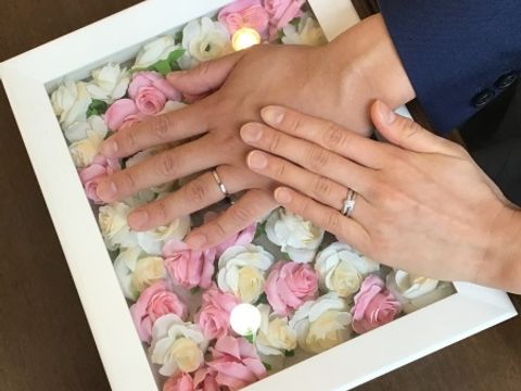 【アネリディギンザ(ANELLI DI GINZA)の口コミ】 婚約指輪と結婚指輪はセットではなかったのですが、デザインの相性が良く…