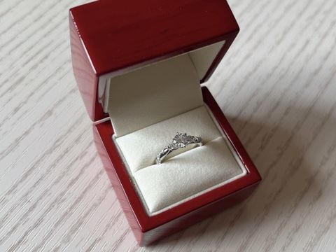 【ケイウノ ブライダル(K.UNO BRIDAL)の口コミ】 いろいろお店を回りましたが、
他のブランドは、デザインは気に入ったけど…