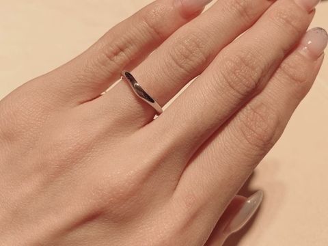【ブルガリ(BVLGARI)の口コミ】 ハートカットタイプですが、細すぎずしっかり着用感があります。ダイヤは…