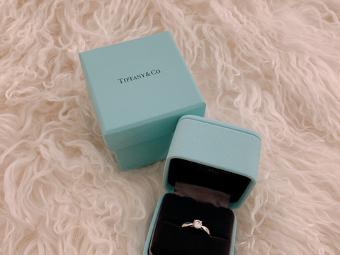 【ティファニー(Tiffany & Co.)の口コミ】 憧れのティファニーでの婚約指輪がいいとゆう思いと、デザインの上質感が…