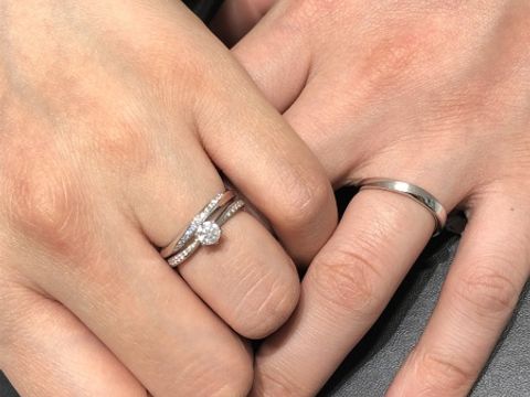 【4℃ BRIDAL(ヨンドシーブライダル)の口コミ】 婚約指輪でいただいたものが、せっかく彼が選んだお店なので結婚指輪も同…