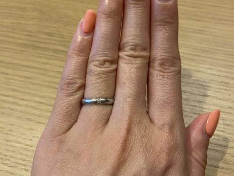 【MIKIMOTO(ミキモト)の口コミ】 シンプルかつ洗練されたおしゃれなデザインが気に入りました。ミルグレイ…